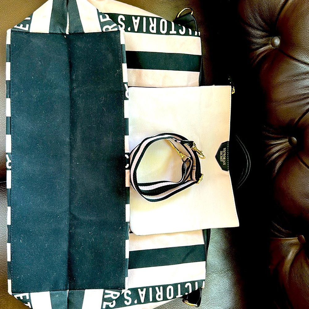 Victoria’s Secret Pink/Black Striped Overnight Bag - Picture 15 of 17